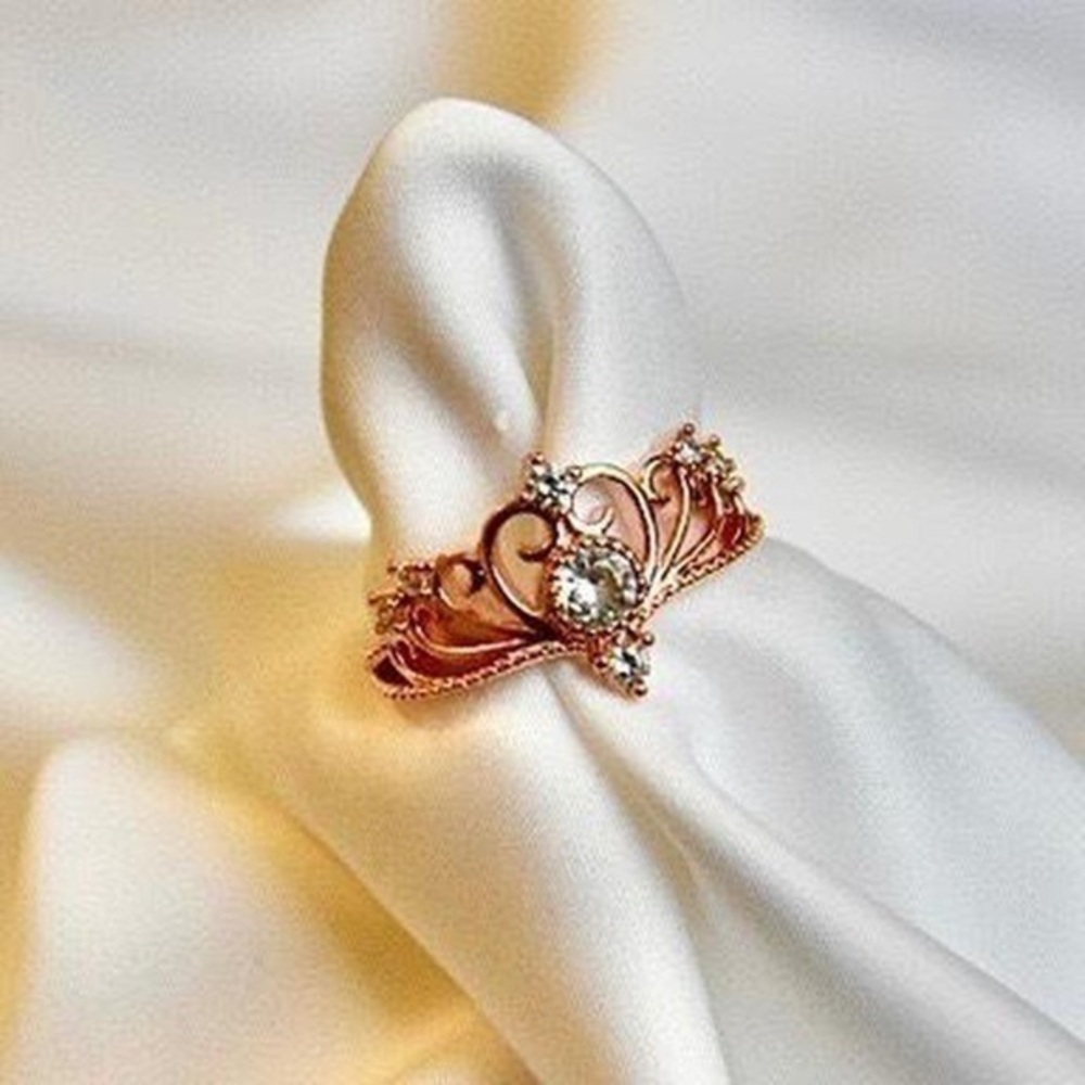 Tiara Ring in Rose Gold